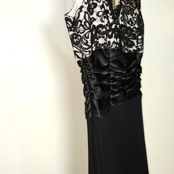 JS Boutique Black and White Dress sz-6 - Picture 7 of 7